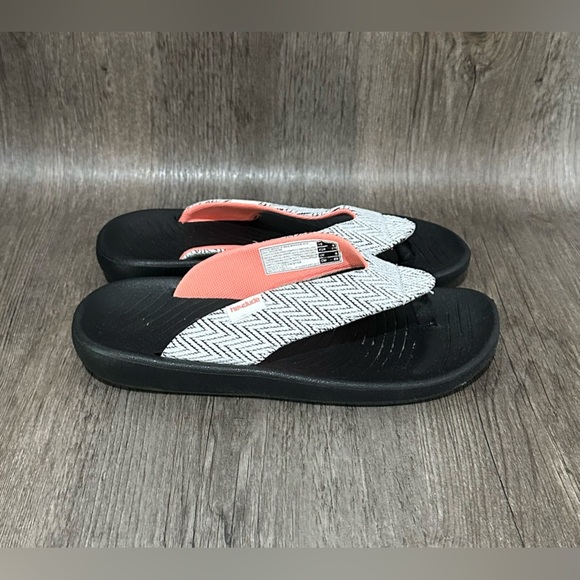 Women’s Hey Dude Sandals - Picture 3 of 4